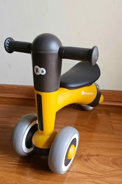 Triciclo infantil Kinderkraft amarillo y negro - 1