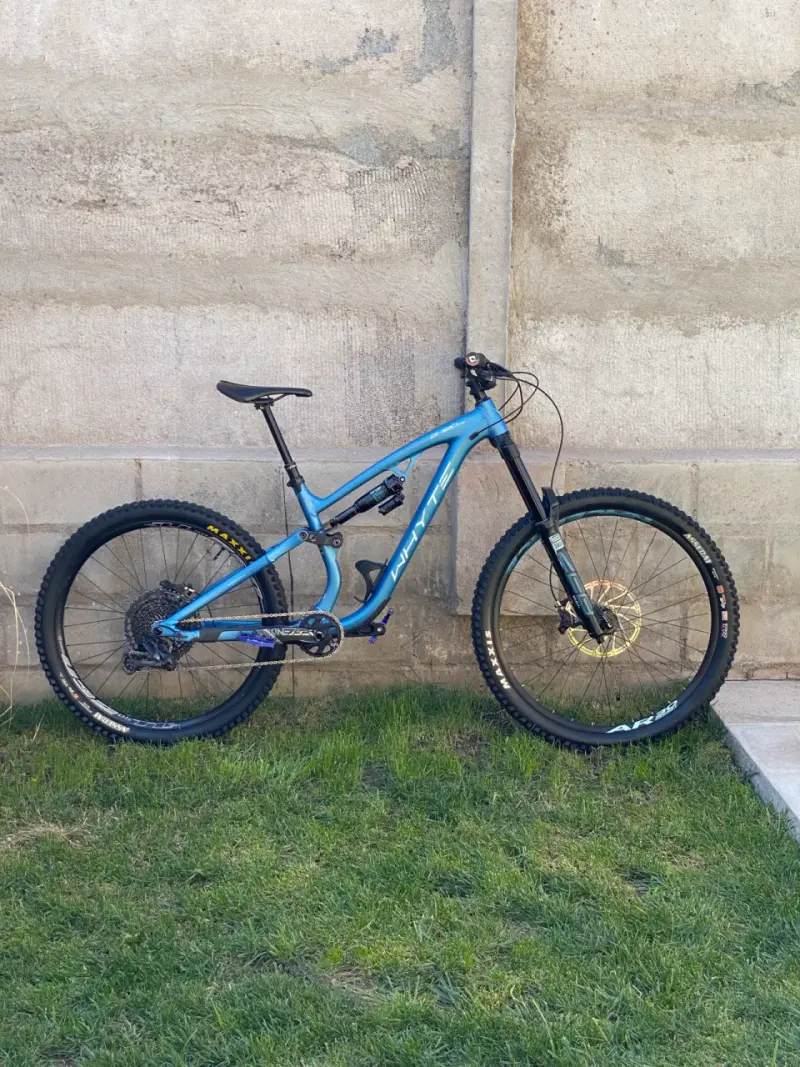 Bicicleta de Enduro whyte g180 rs 2025 - 1