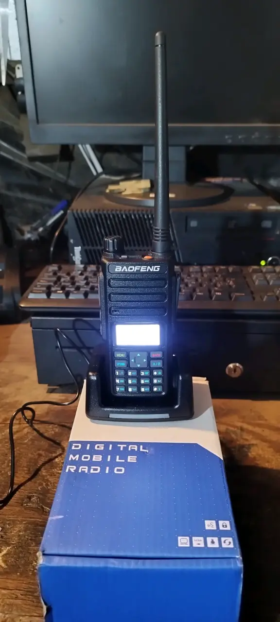 Radio Baofeng portátil - 2