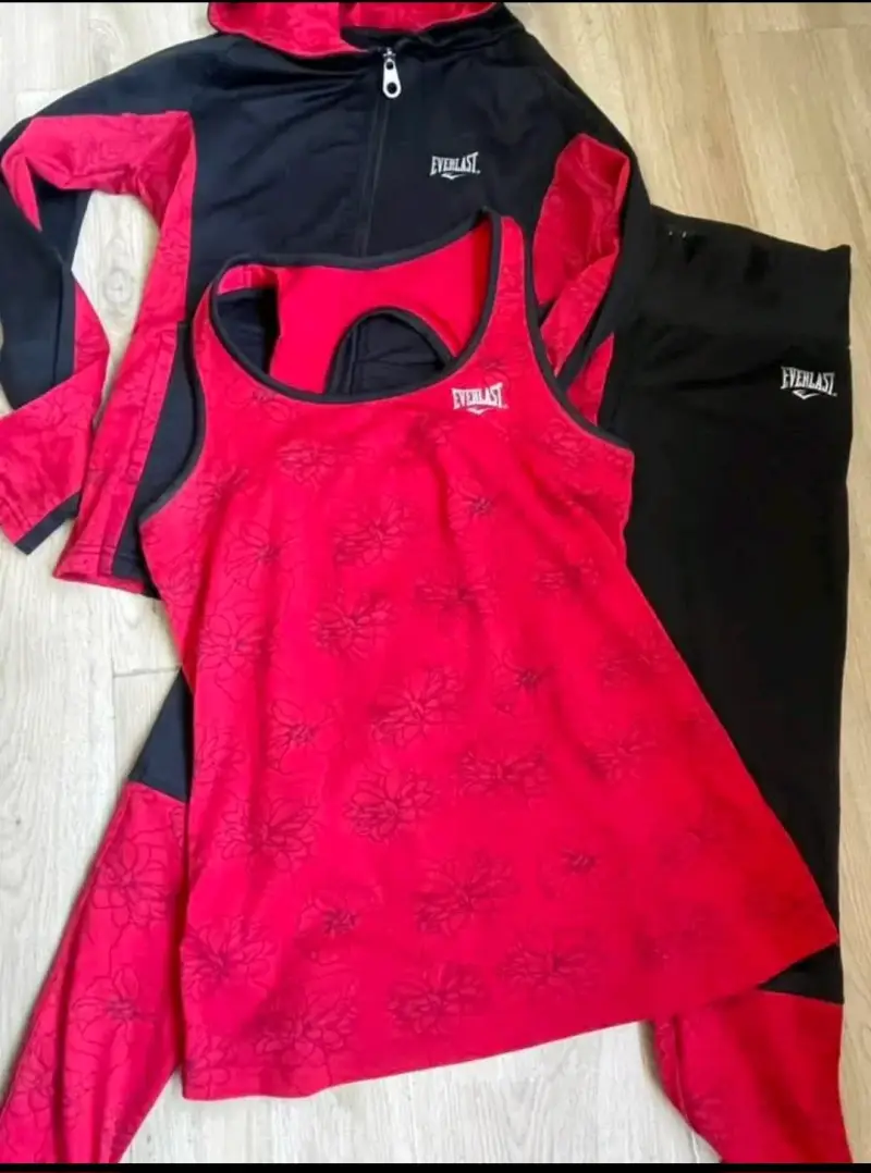 Conjunto deportivo Everlast rojo y negro - 1