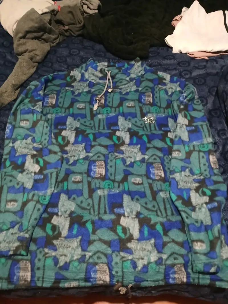 Polerón Maui Surf azul estampado