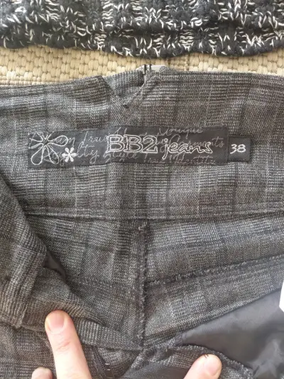 Shorts de lana gris a cuadros - miniatura 2