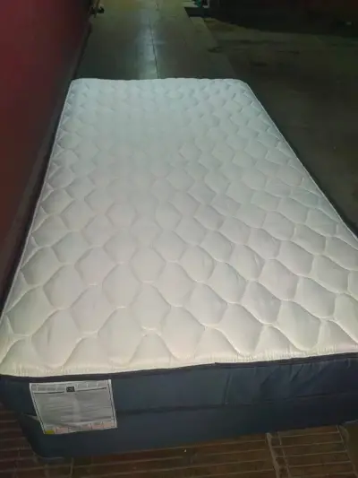 Cama 1 1/2 plaza - miniatura 3