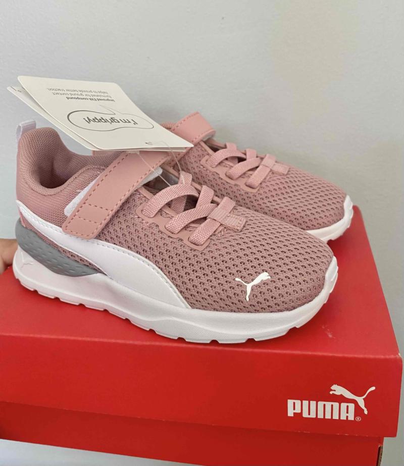 Zapatillas rosa Puma niña - 1
