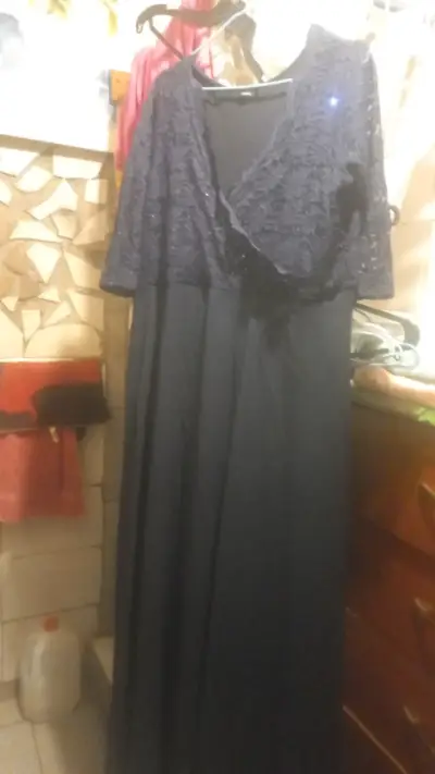 Vestido azul encaje elegante - miniatura 5
