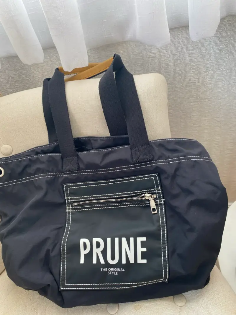 Bolso negro Prune con bolsillo
