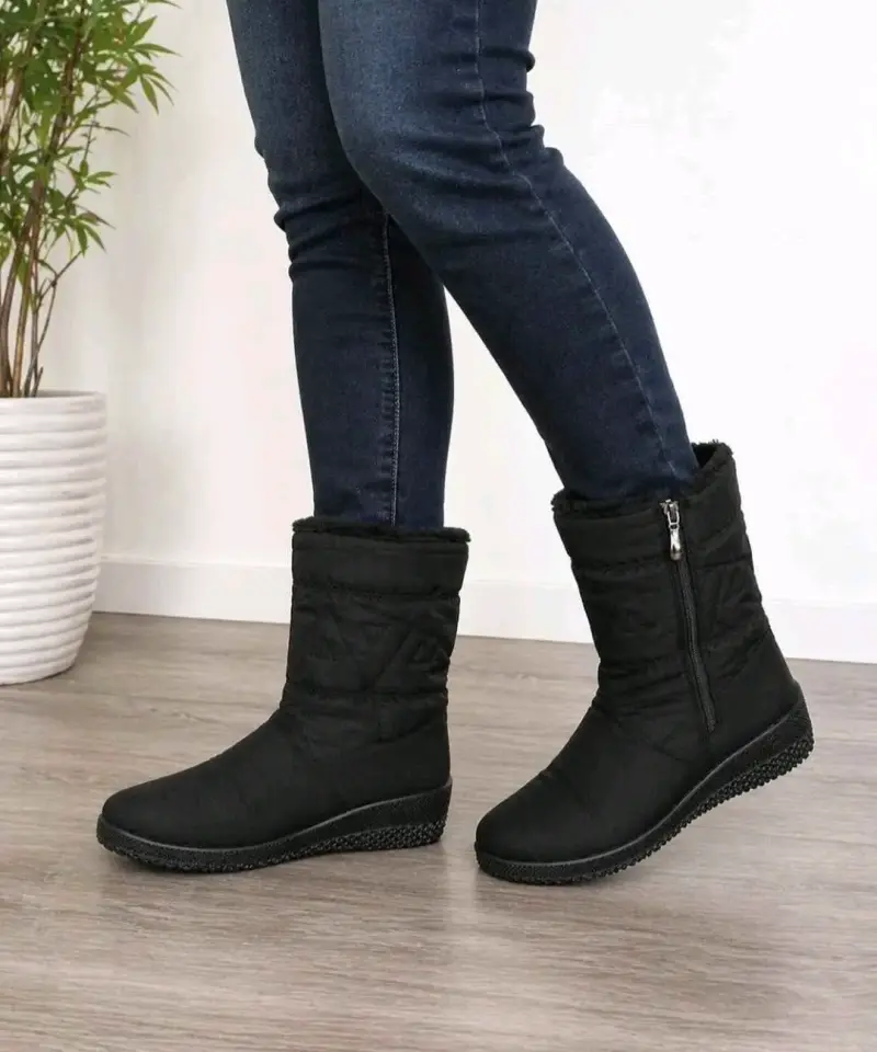 Botas negras acolchadas - 1