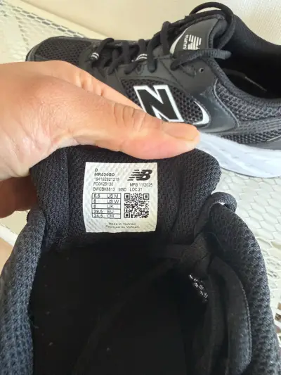 Zapatillas Urbanas New Balance 530 Negra - miniatura 2