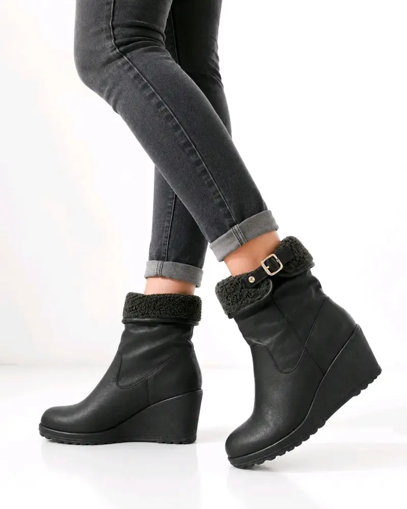 Botines negros con tacón