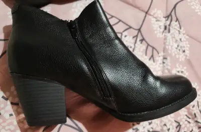 Botines de cuero negro con cierre - miniatura 3