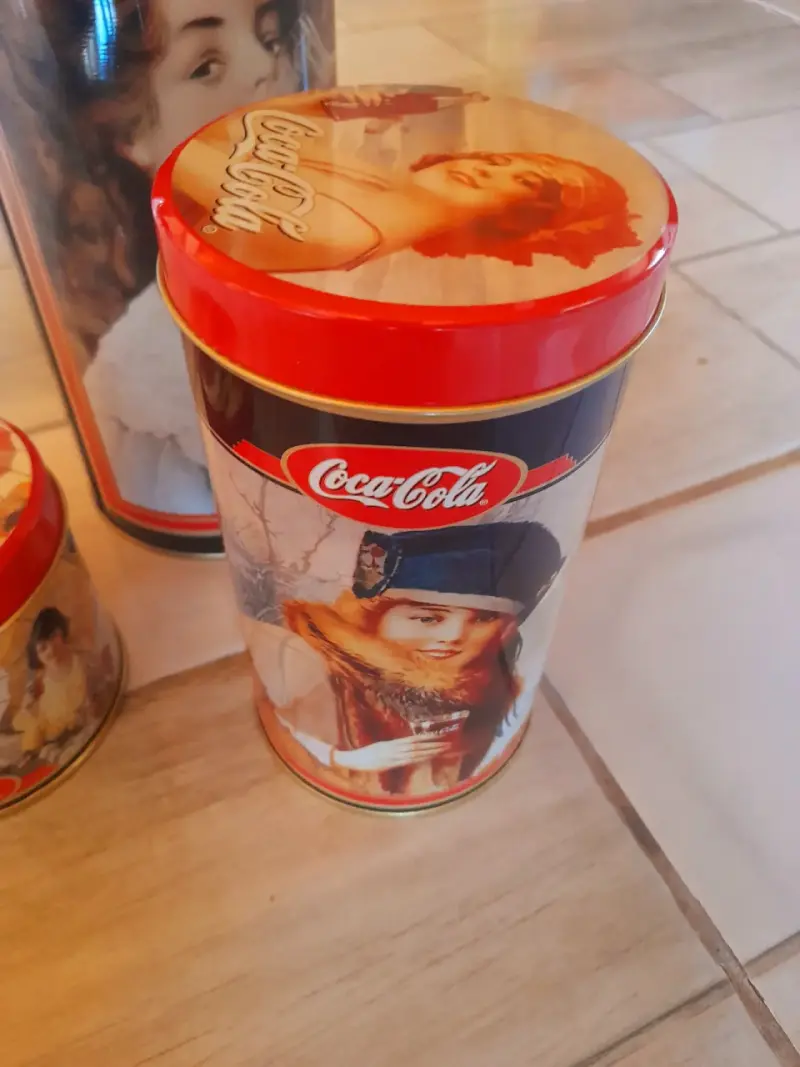 Lata vintage Coca-Cola decorativas 1999 - 2