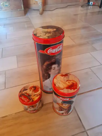 Lata vintage Coca-Cola decorativas 1999 - miniatura 4