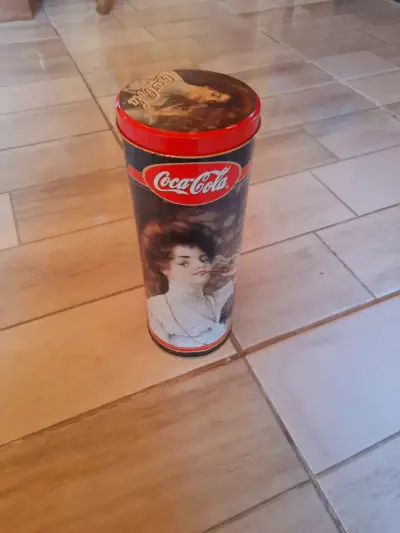 Lata vintage Coca-Cola decorativas 1999 - miniatura 5