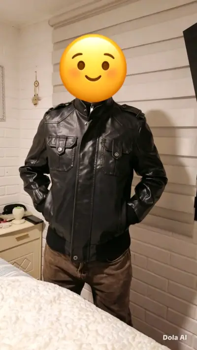 Chaqueta de hombre negra de cuero - miniatura 2