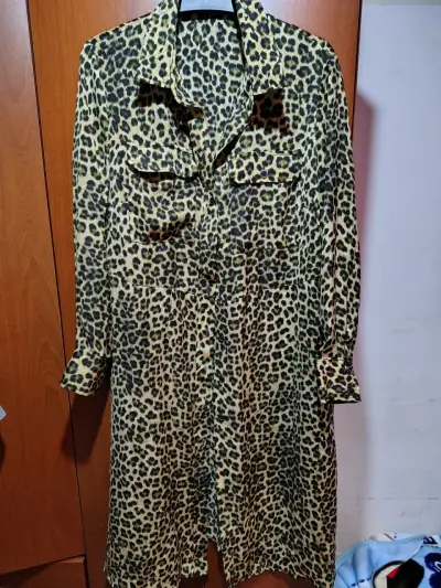Blusa leopardo manga larga - miniatura 1