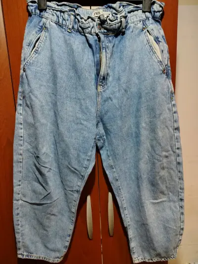 Jeans azules cintura alta - miniatura 1