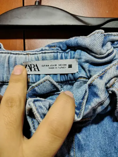 Jeans azules cintura alta - miniatura 3