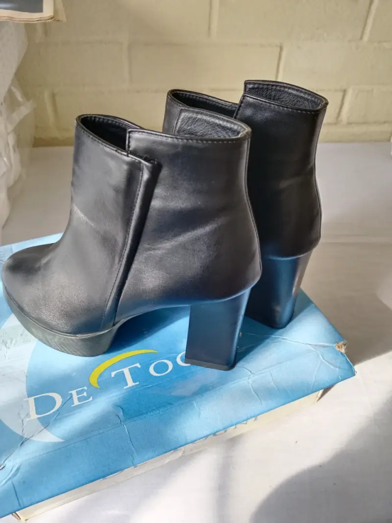 Botines negros De Too - 1