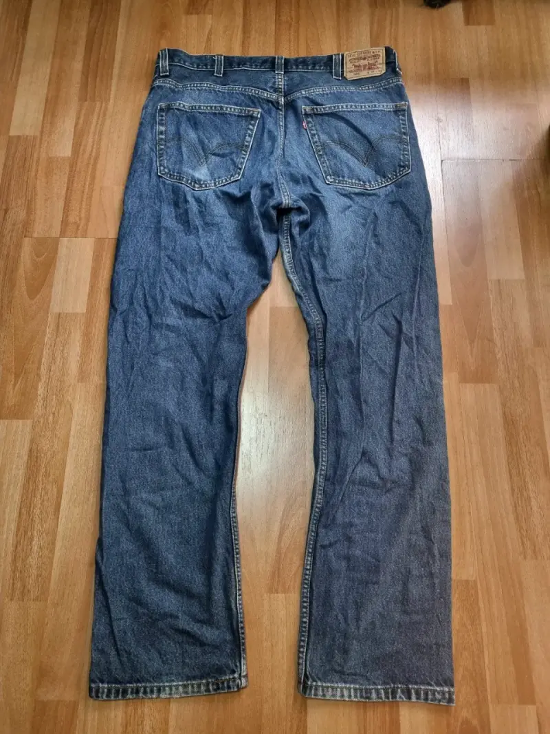 Jeans Levi's 505 clásicos - 3