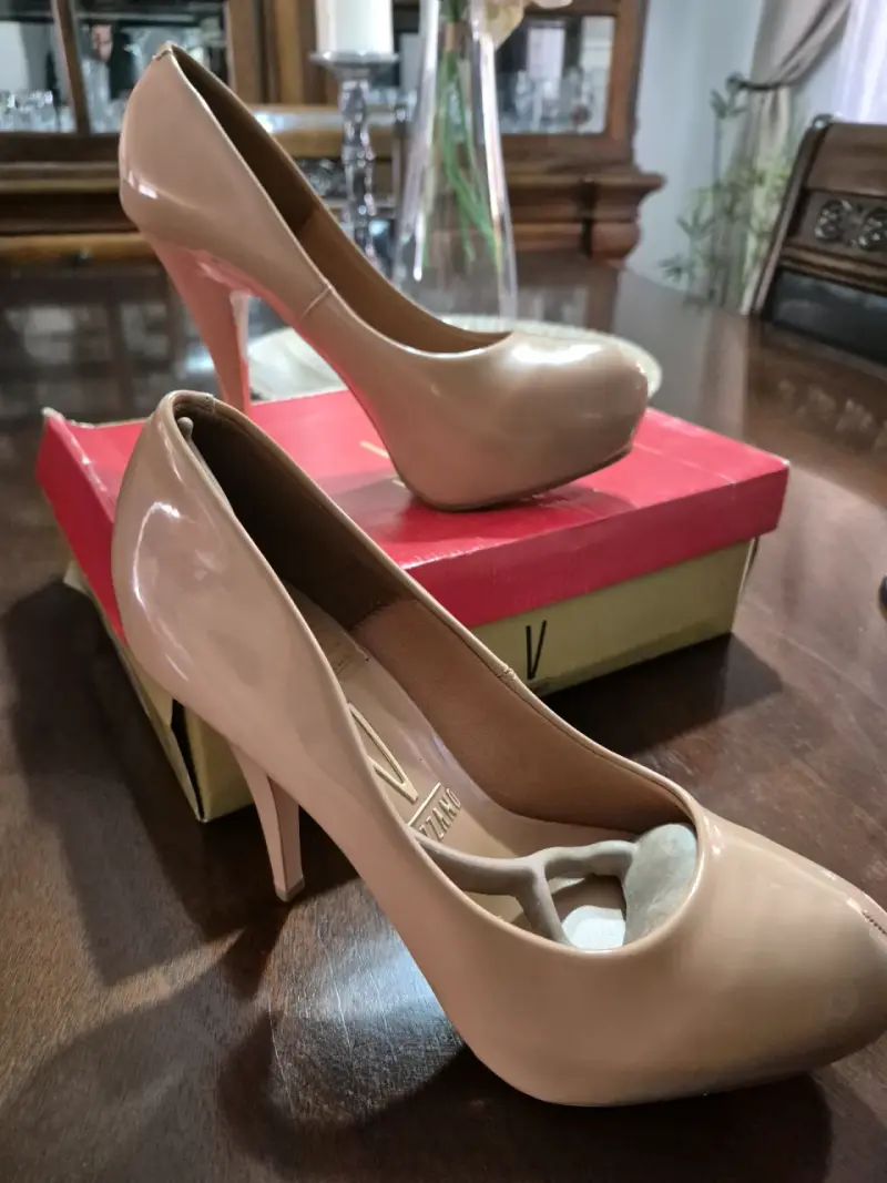 Zapatos de taco alto beige VIZZANOmarca - 1