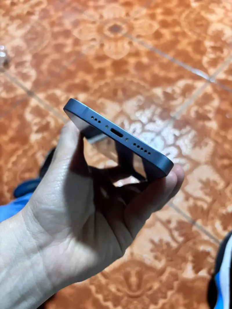iPhone 14 98% - 4