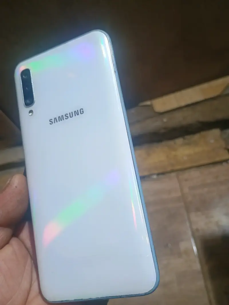 Celular Samsung a50 - 2