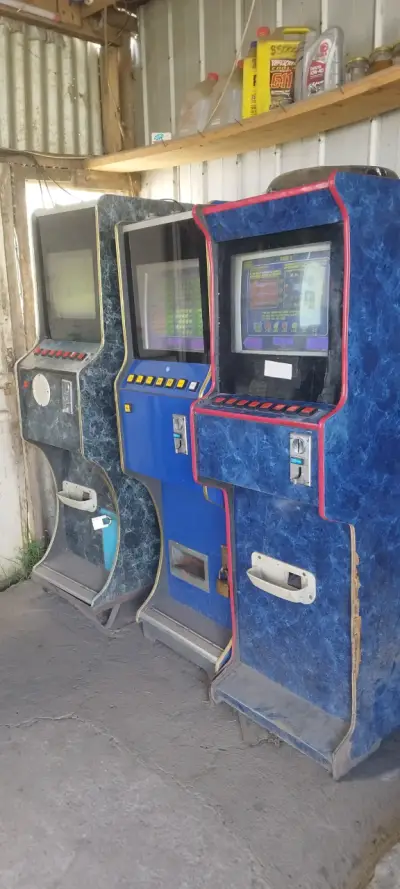 Máquina tragamonedas retro 60.000 cada una - miniatura 5