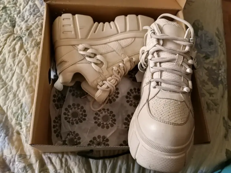 Zapatillas beige con plataforma - 2