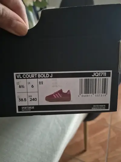 Zapatillas Adidas rojas nuevas - miniatura 2