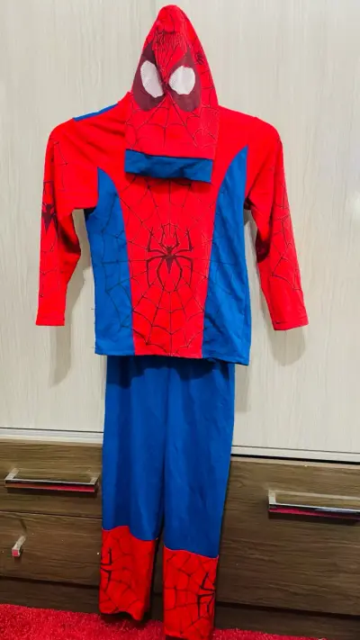 Disfraz de Spiderman para niño talla 6-8 - miniatura 2