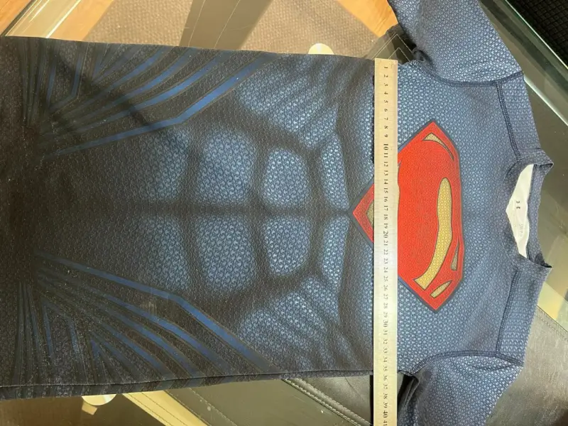Polera deportiva Superman Under Armour - 5