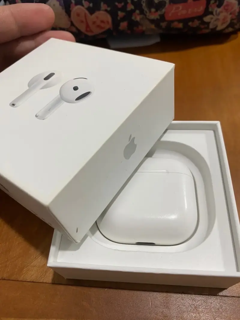 Airpods 4 - 2