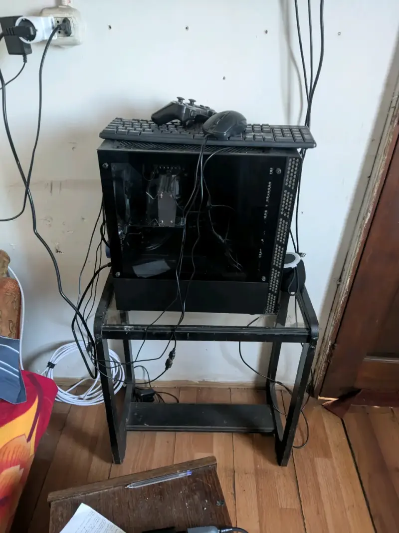 PC gamer con periféricos - 4