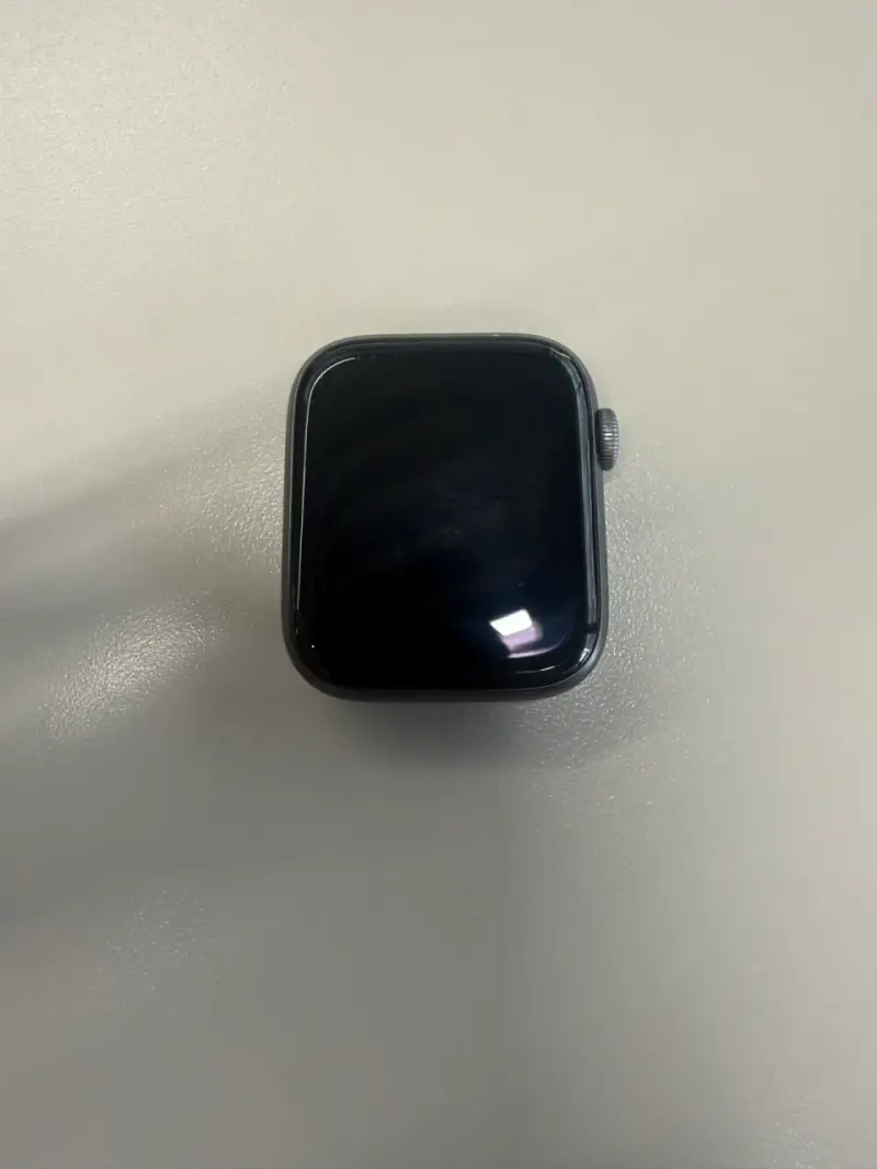 Reloj inteligente con correa negra - 6