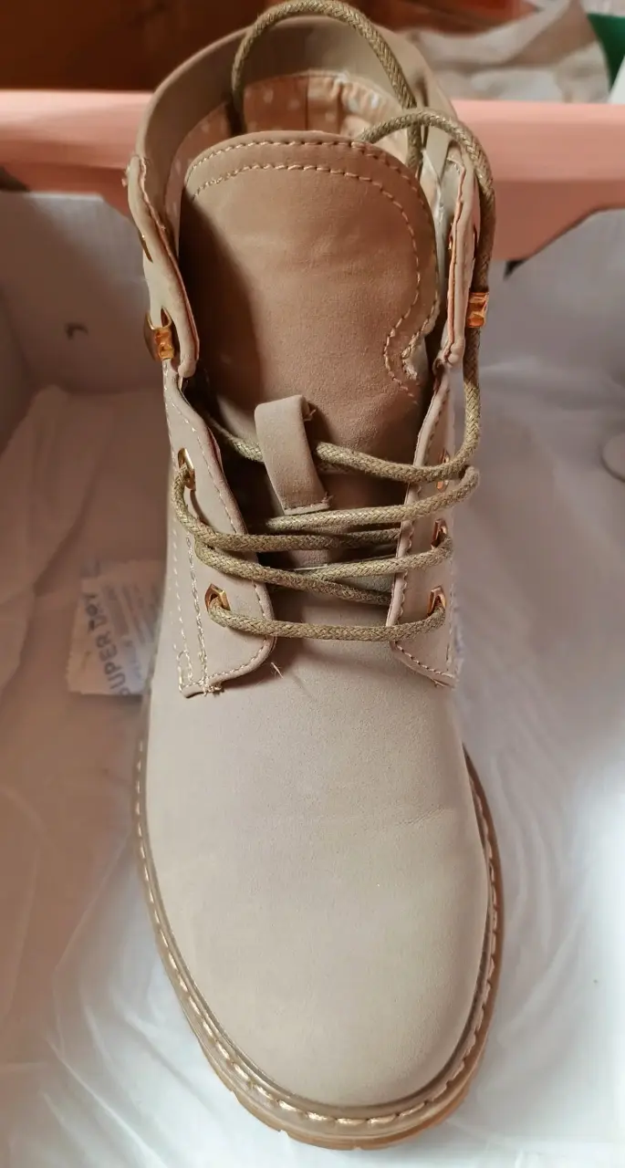Botines beige con detalle azul - 6