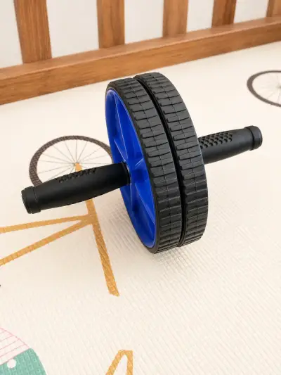 Rueda Abdominal Negra y Azul - miniatura 2