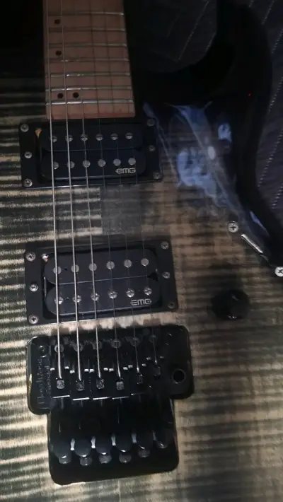 Guitarra eléctrica Cort x300 - miniatura 3