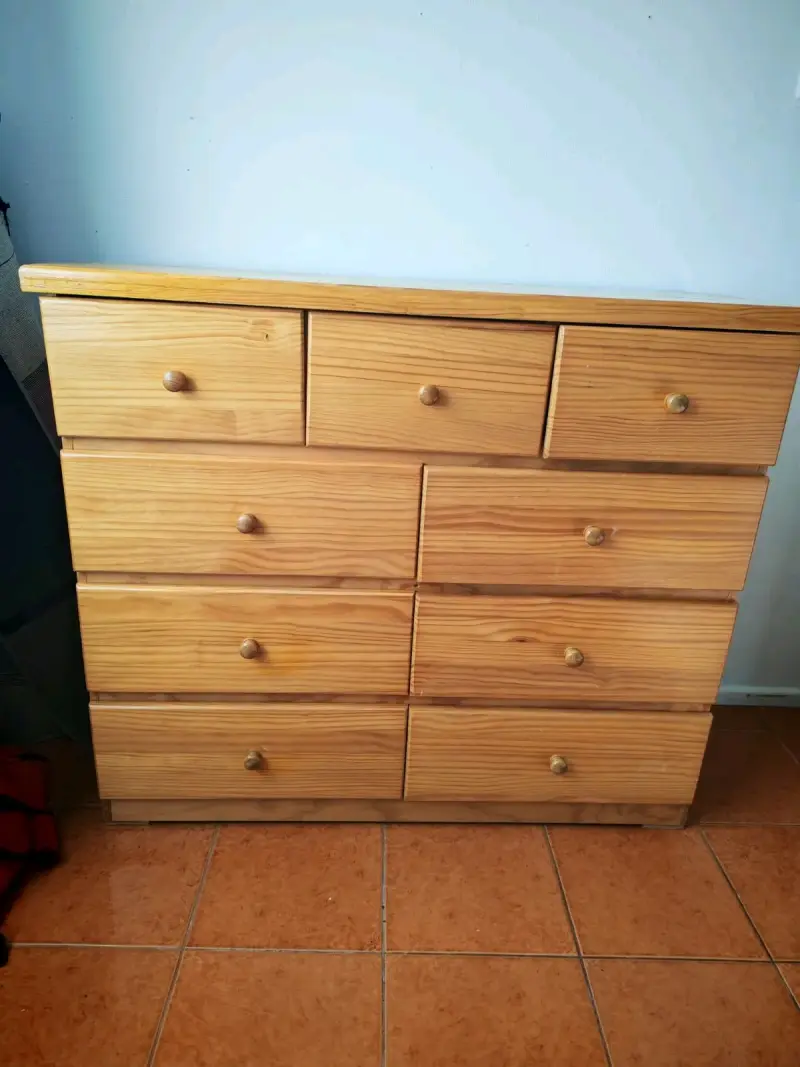 Cómoda de madera pura con cajones - 1