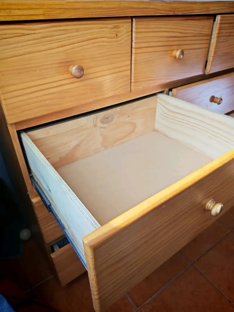 Cómoda de madera pura con cajones - 4
