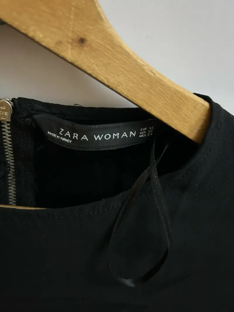 Polera negra Zara Woman - 2