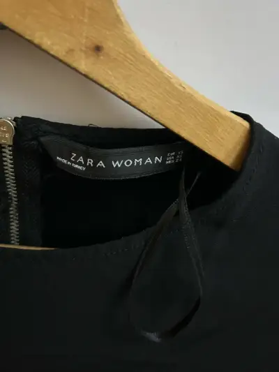 Polera negra Zara Woman - miniatura 2