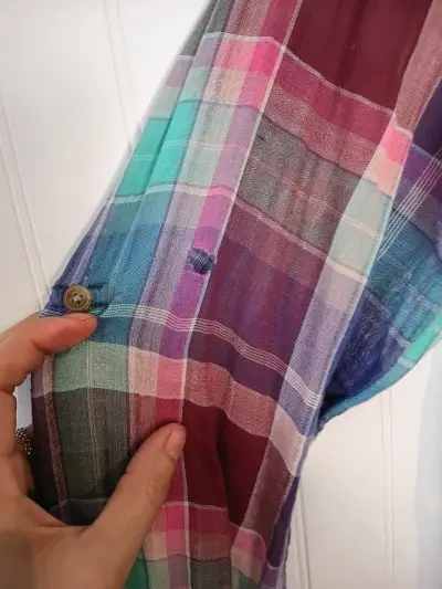 Camisa de mujer a cuadros - miniatura 2