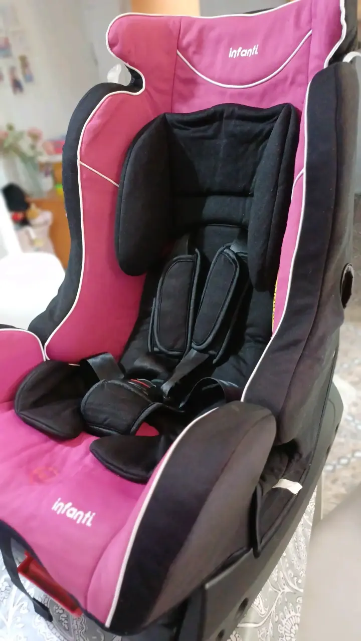 Silla de auto Infanti rosada - 3