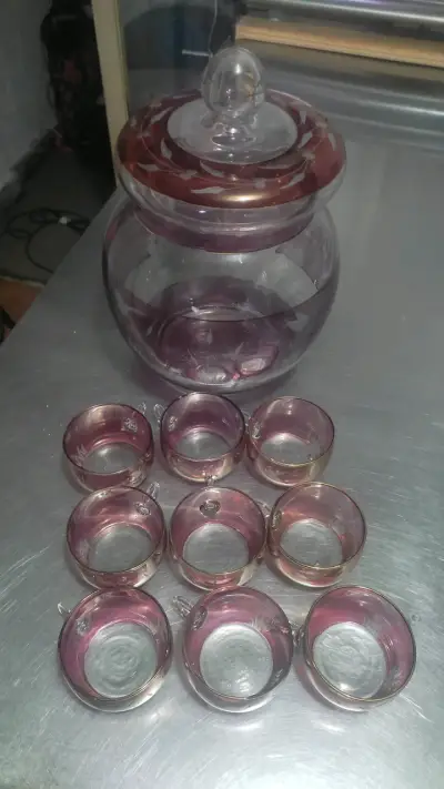 Ponchera de vidrio morado - miniatura 3