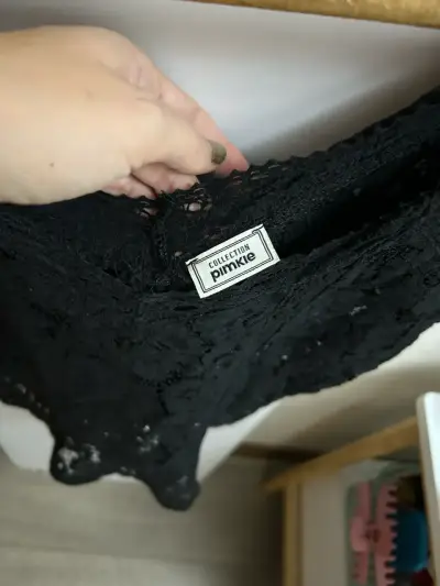Polera negra encaje Pimkie - miniatura 2