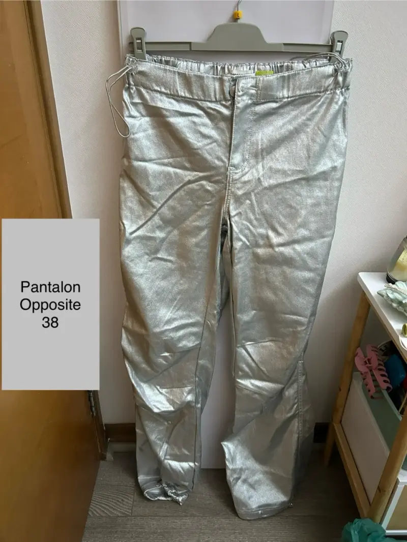 Pantalón plateado Opposite talla 38 - 1