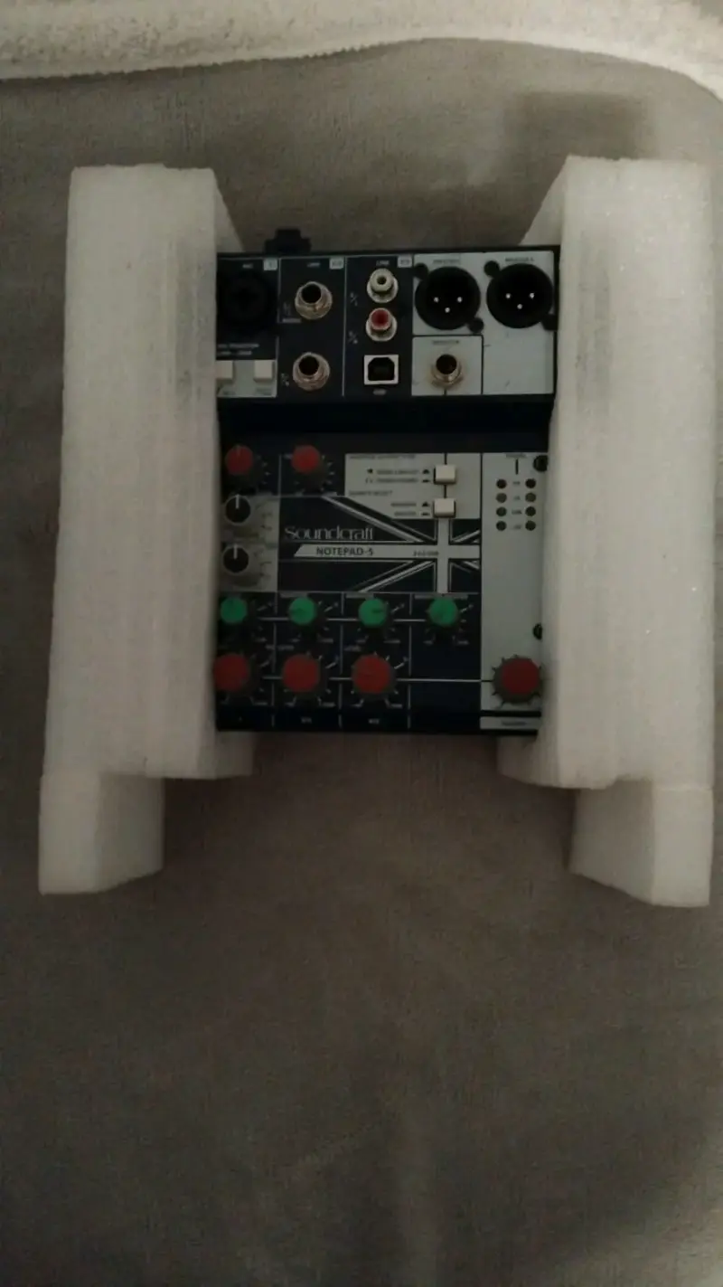 Mezclador compacto Soundcraft Notepad 5 - 4