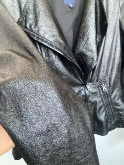 Chaqueta negra Gap de cuero sintético Talla S - miniatura 4