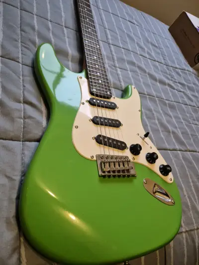Guitarra eléctrica Aria Pro II Stratocaster verde - miniatura 2