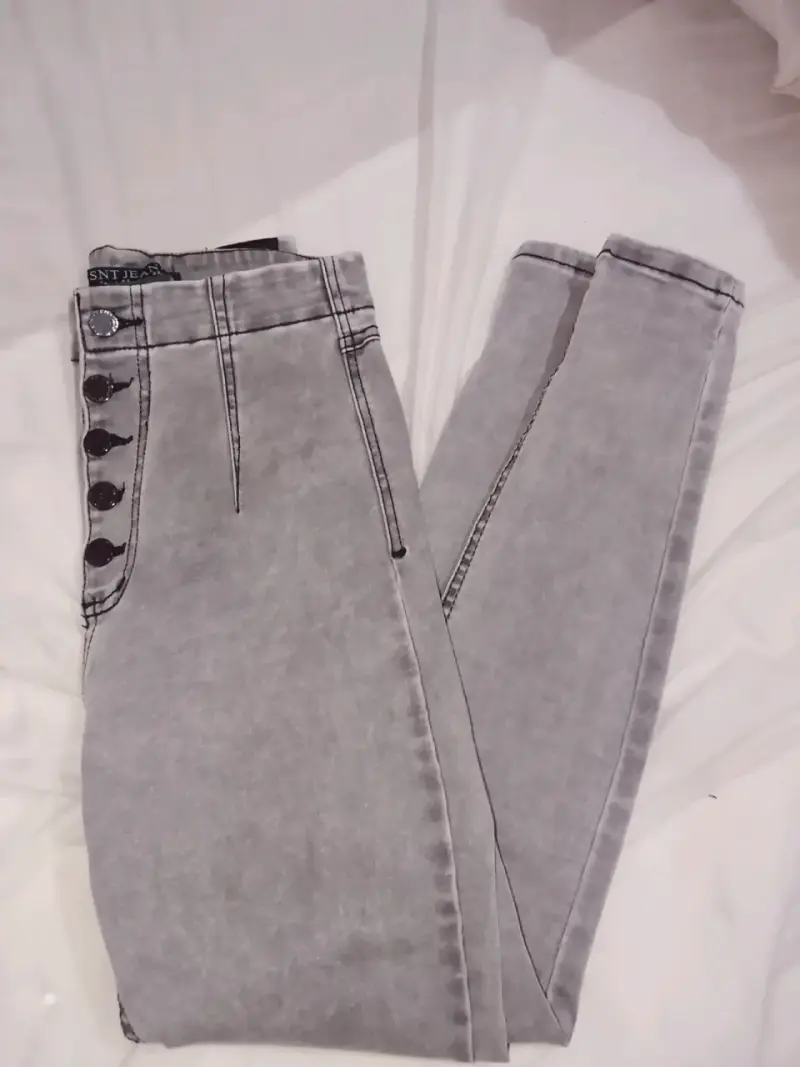 Jeans gris con botones stn talla 42 - 1
